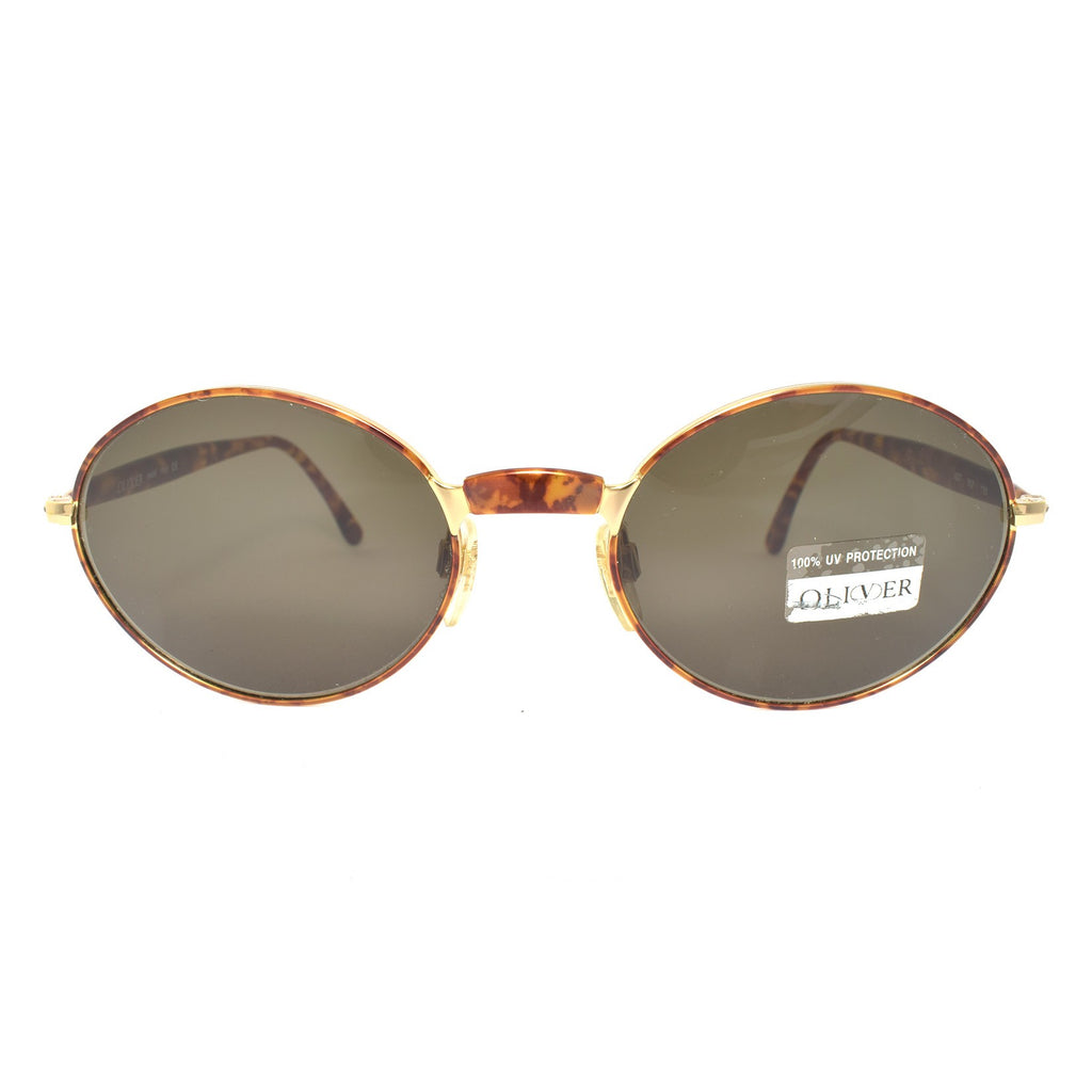 Oliver by Valentino Mod. 1837 col. 926