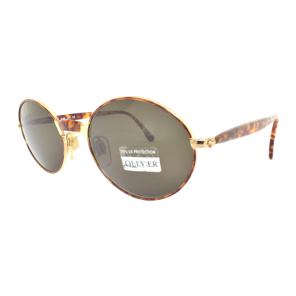 Oliver by Valentino Mod. 1837 col. 926