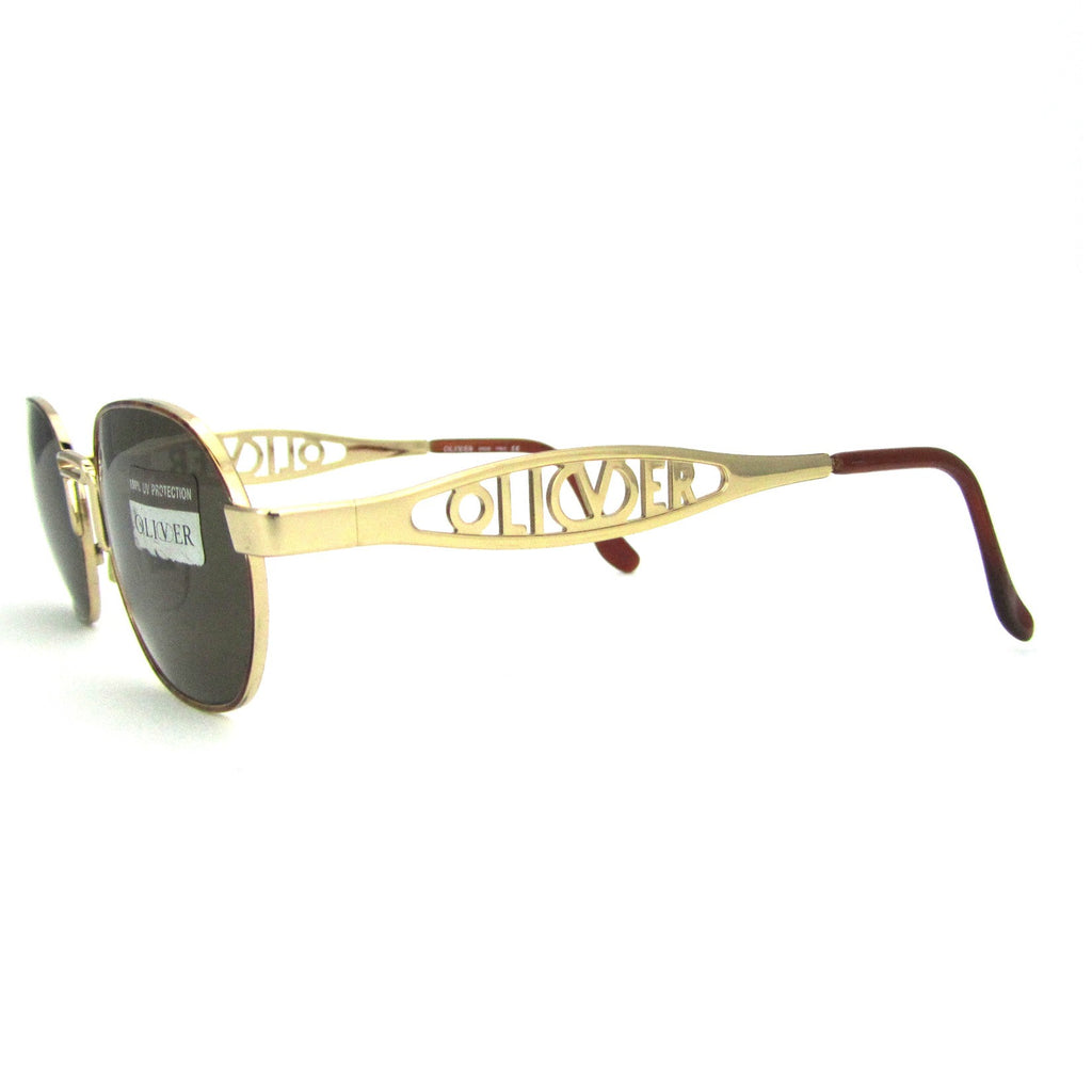 Oliver by Valentino Mod. 1840 col. 962