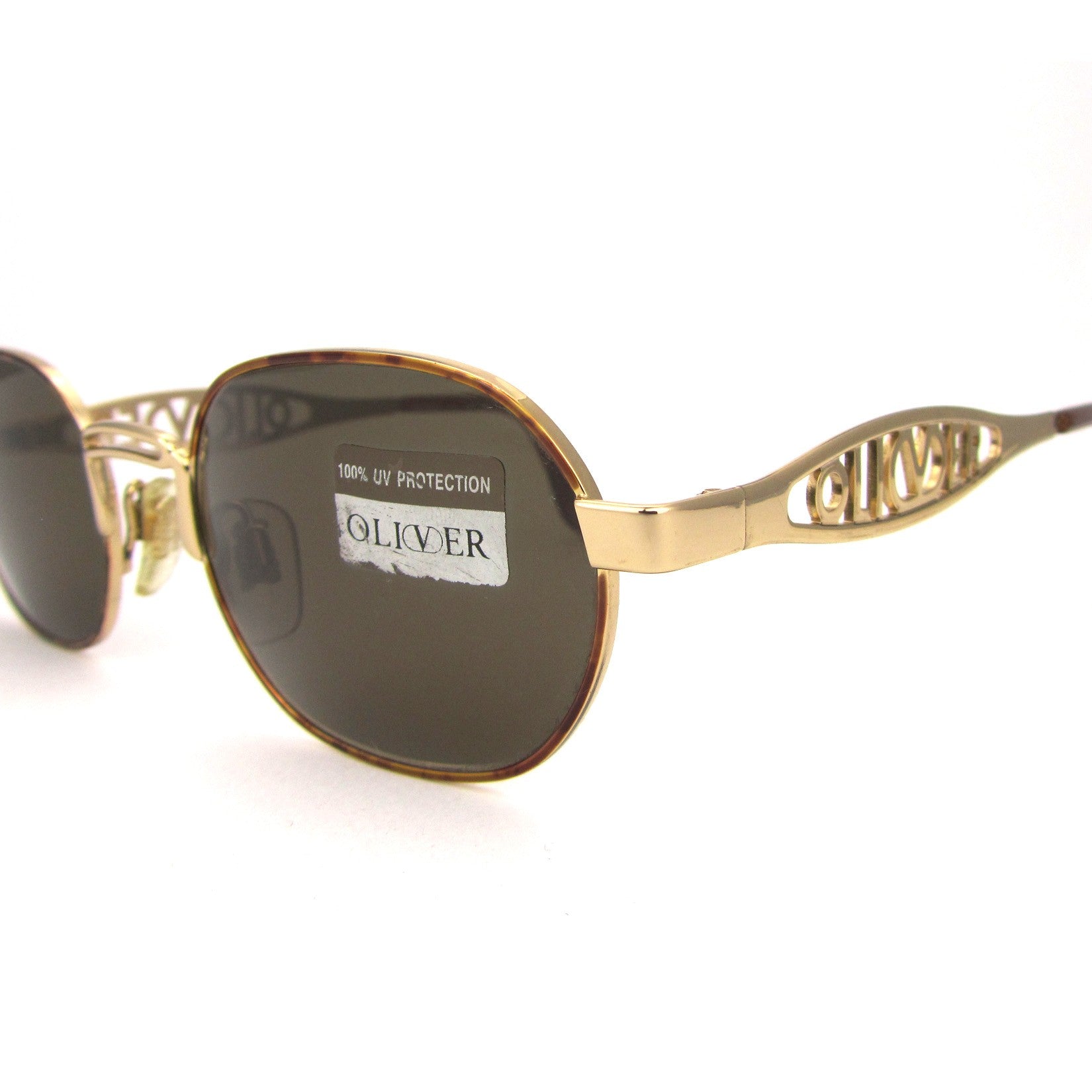 Oliver by Valentino Mod. 1840 col. 962